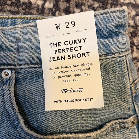 NWT Madewell Curvy Perfect Vintage Jean Short in Foster Wash Size 29 - Picture 4 of 4